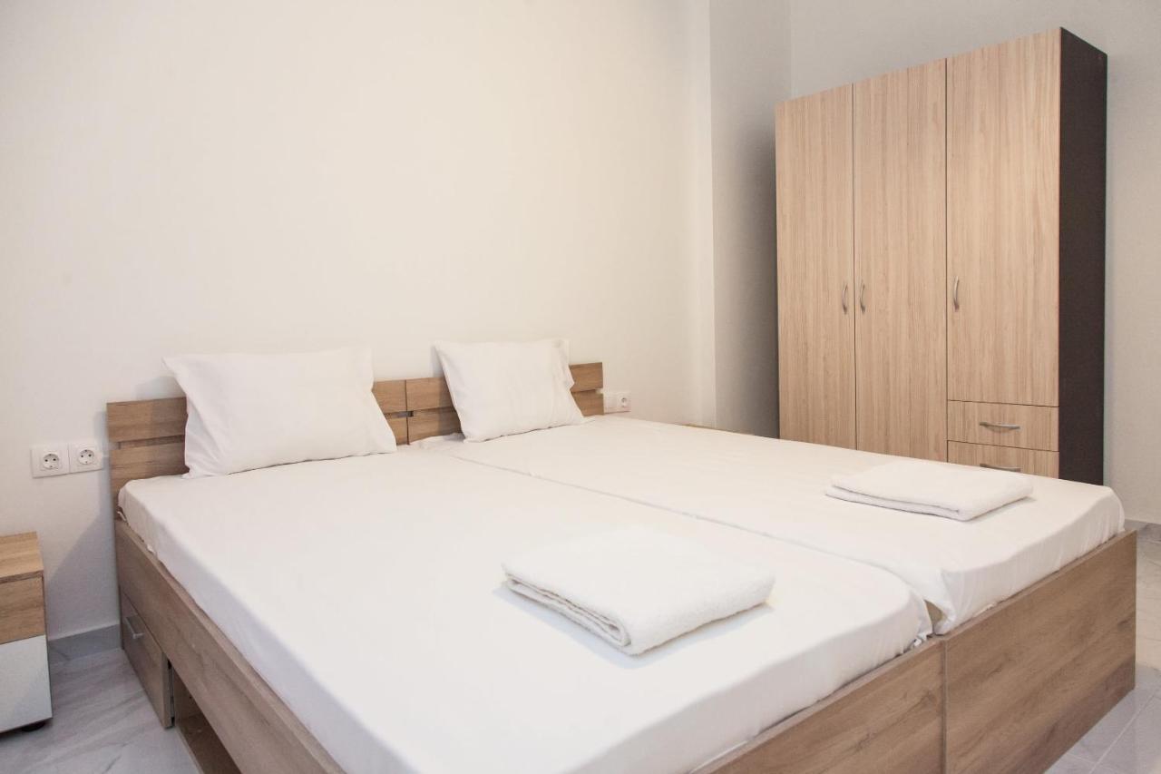 Modern 3-Bedroom Apartment Next To Koridallos Square Pireus Zewnętrze zdjęcie