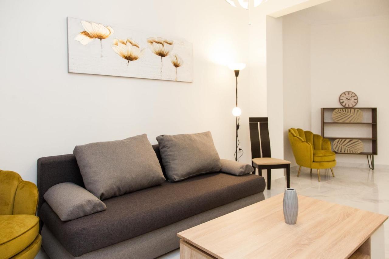 Modern 3-Bedroom Apartment Next To Koridallos Square Pireus Zewnętrze zdjęcie